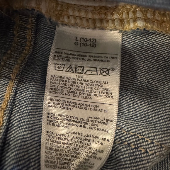 Old Navy Kids Distressed Blue Jeans - Picture 6 of 6